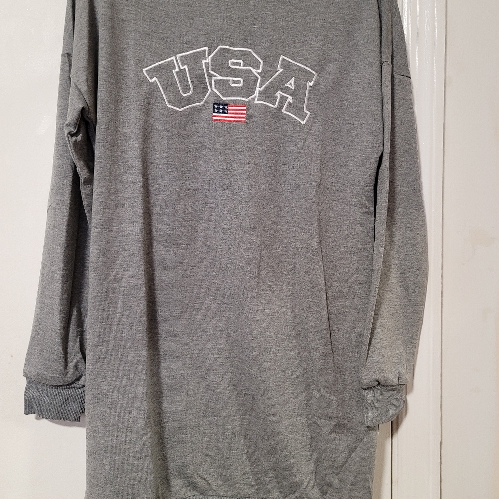 A long sleeve shirt